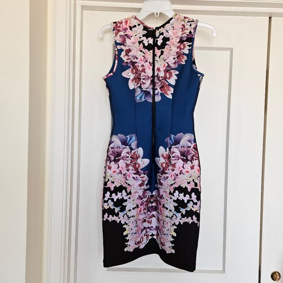 Cynthia Rowley Scuba Shift dress - Picture 3 of 5
